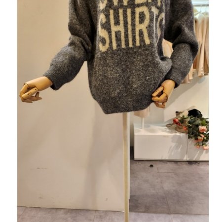 빅 레터링 보카시 니트