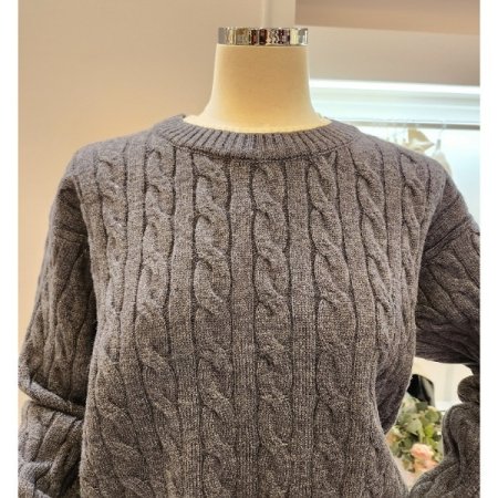 베이직 꽈배기 라운드넥 니트