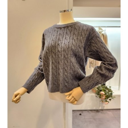 베이직 꽈배기 라운드넥 니트