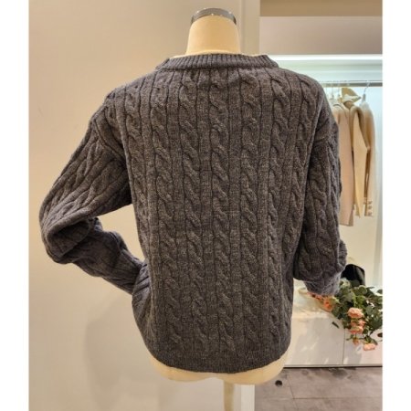 베이직 꽈배기 라운드넥 니트