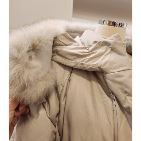 폭스퍼 스트링 구스다운 점퍼