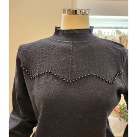 프릴넥 장식 반목 니트