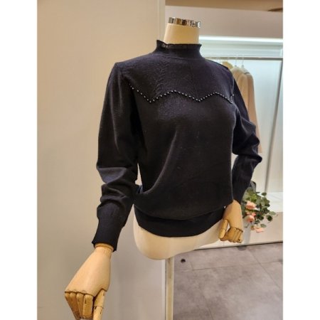 프릴넥 장식 반목 니트