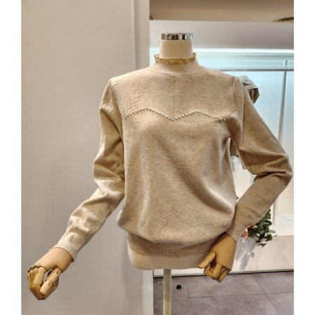 프릴넥 장식 반목 니트