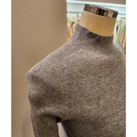 슬림핏 반목 골지 니트