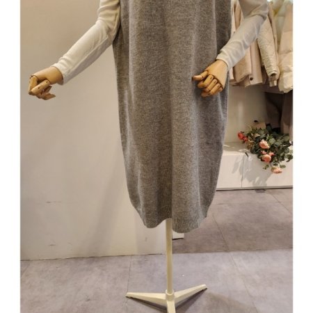 카라 무지 민소매 니트 원피스