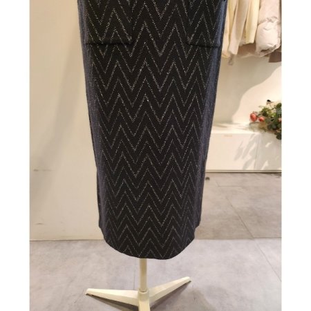 뒷트임 양포켓 패턴 니트 스커트