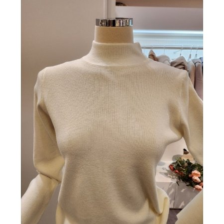 폴라 무지 슬림핏 니트