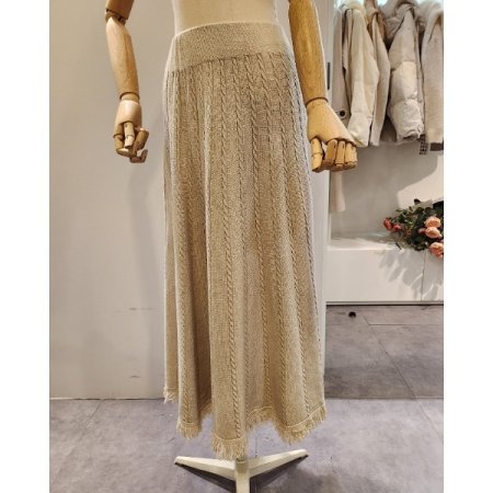 밑단 태슬 꽈배기 니트스커트