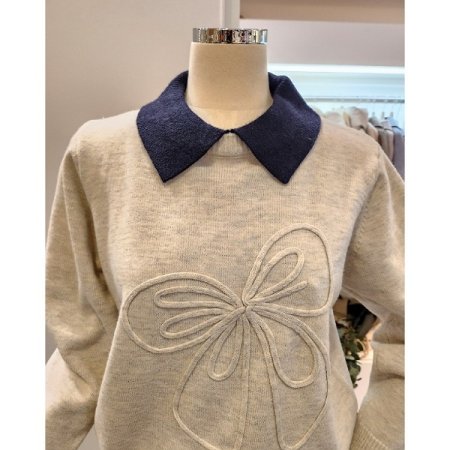 카라 배색 리본 니트