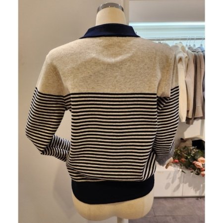 카라 배색 줄무늬 니트