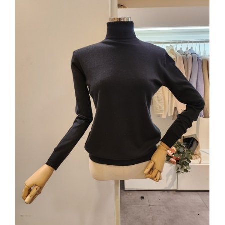 베이직 기본핏 폴라넥 니트