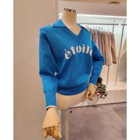 레터링 슬릿카라 니트