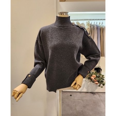 숄더 장식 폴라 니트