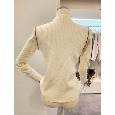 소매 금장버튼 반폴라 골지 니트