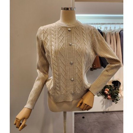 진주 장식 다이아패턴 니트