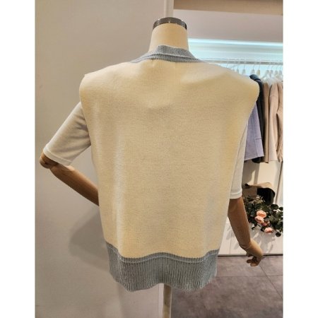 배색 브이넥 루즈핏 니트조끼