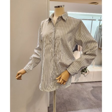 카라 줄지 셔츠