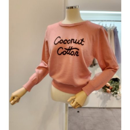 라운드넥 심플 레터링 니트