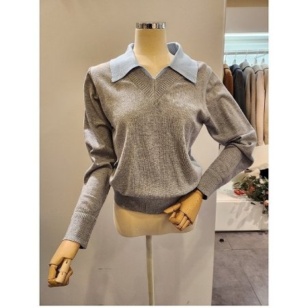 카라 배색 자수 니트