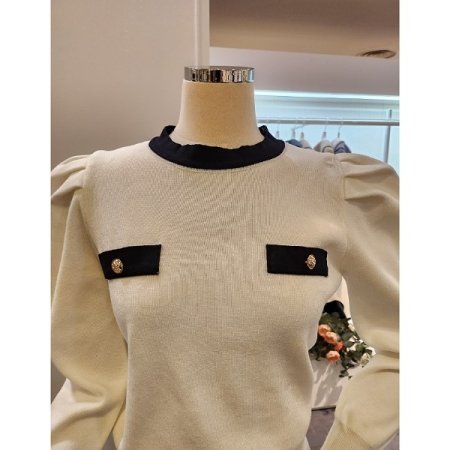 어깨 핀턱 퍼프 배색 니트