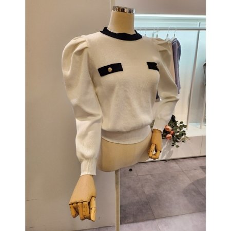 어깨 핀턱 퍼프 배색 니트