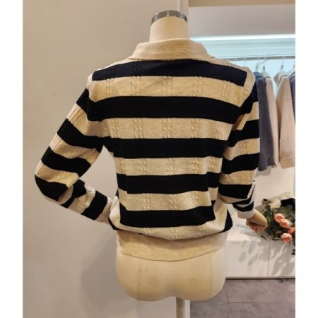 리본 스트라이프 카라 니트