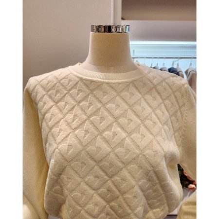 다이아 패턴 라운드넥 니트