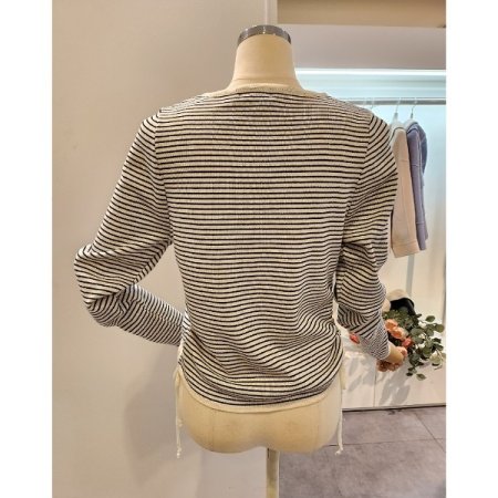 양 스트링 스트라이프 니트