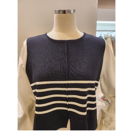 스트라이프 니트 배색 블라우스