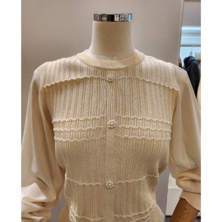 진주장식 시폰소매 니트