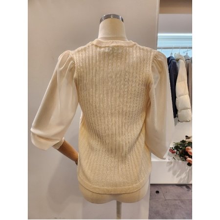 진주장식 시폰소매 니트