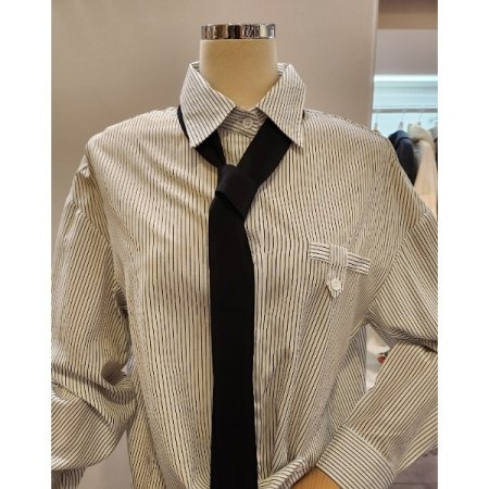 블랙타이 스트라이프 셔츠