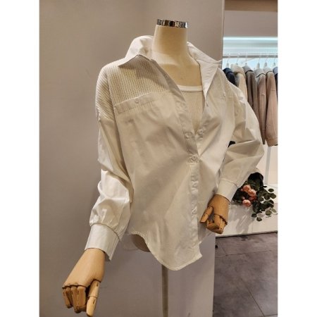 프릴 디테일 루즈핏 셔츠