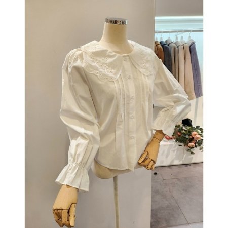 펀칭 카라 핀턱 블라우스