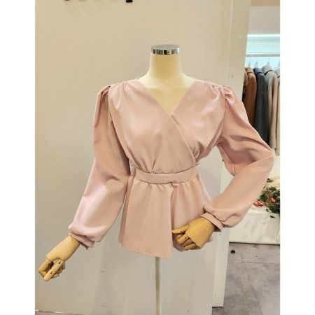 뒷 리본 에이라인 블라우스