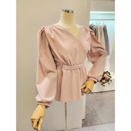 뒷 리본 에이라인 블라우스