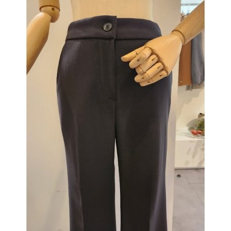 인밴딩 부츠컷 슬랙스