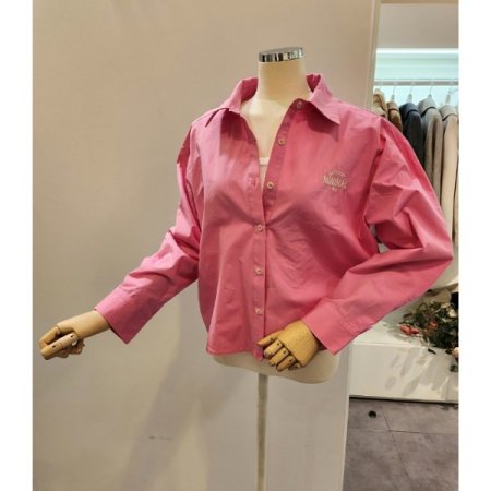 레터링 자수 카라 셔츠