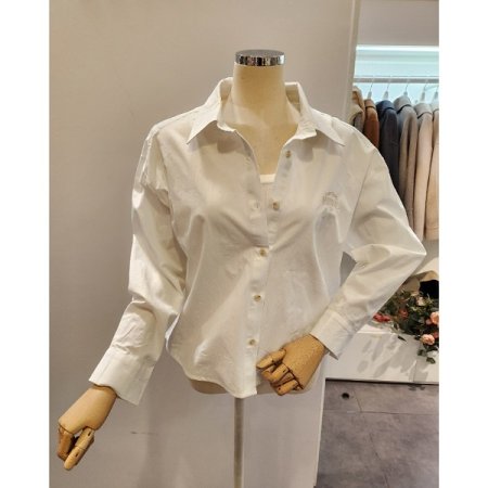 레터링 자수 카라 셔츠