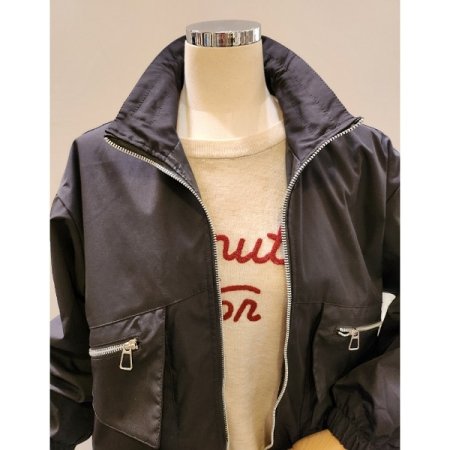 스트링 포인트 루즈핏 점퍼