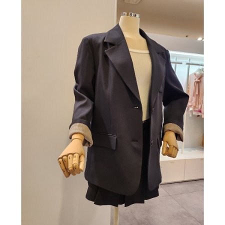 뒷 비죠 하프 자켓