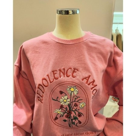 플라워 레터링 맨투맨티셔츠