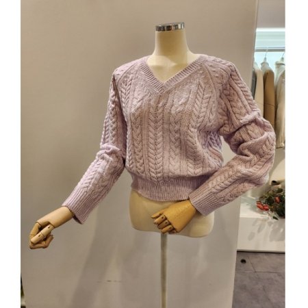 브이넥 꽈배기 숏 니트