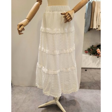 펀칭 레이스 롱 스커트