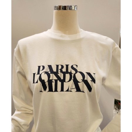 레터링 긴팔 라운드 티셔츠