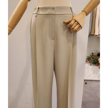 핀턱 와이드핏 슬랙스