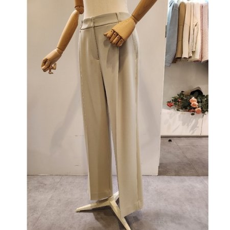 핀턱 와이드핏 슬랙스