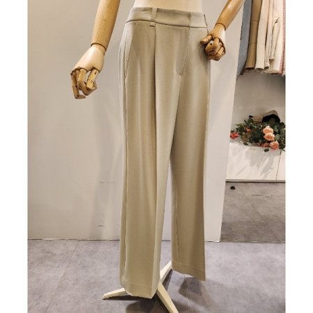 핀턱 와이드핏 슬랙스