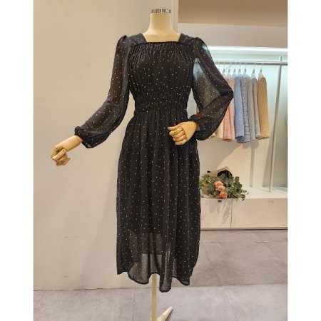 스퀘어넥 도트 셔링 원피스